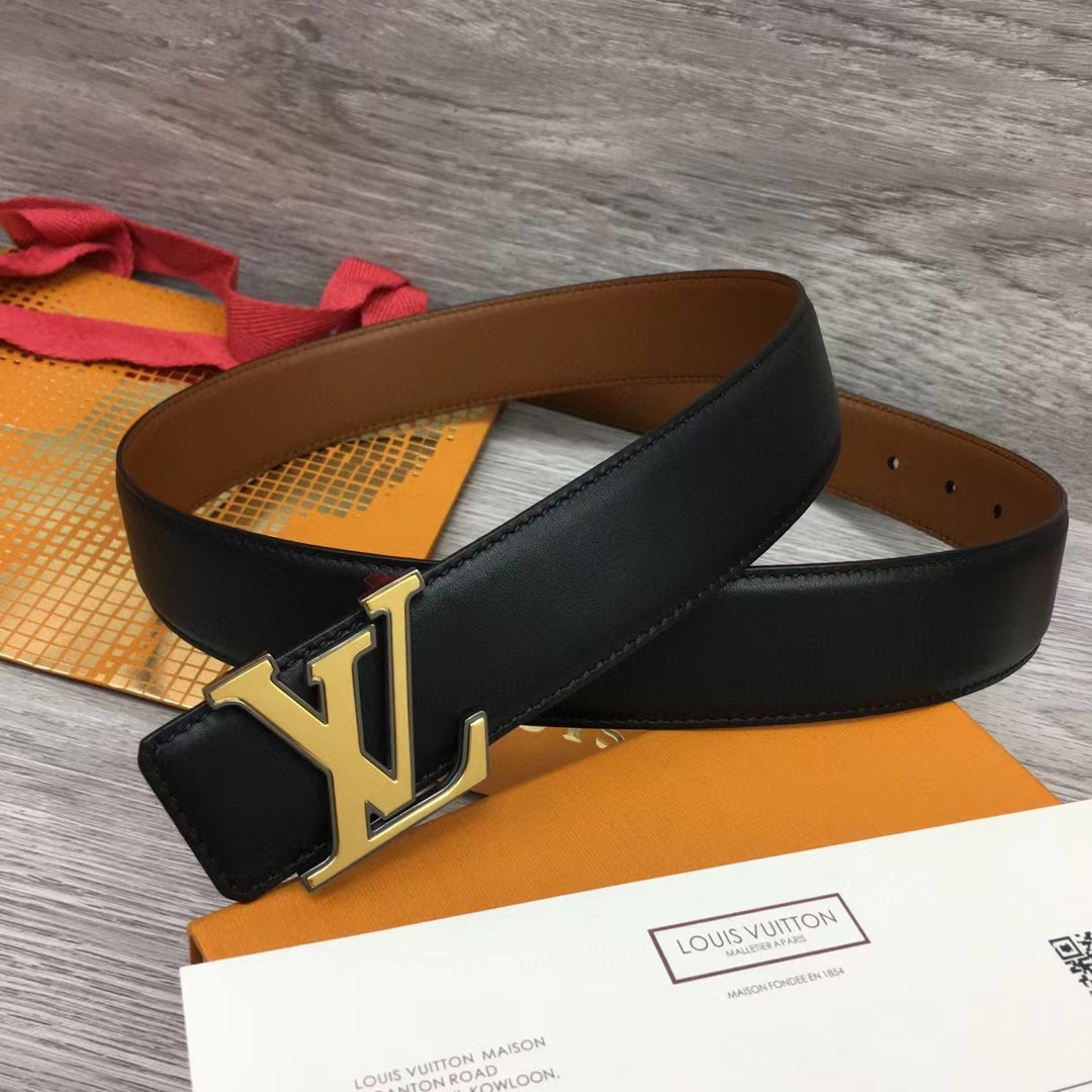 Louis Vuitton Rays 40mm Reversible Belt   M0630U - FashionPlug