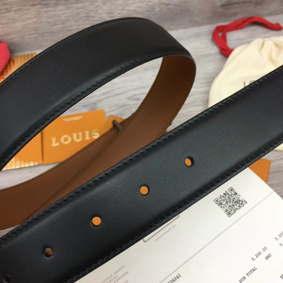 Louis Vuitton Rays 40mm Reversible Belt   M0630U - FashionPlug