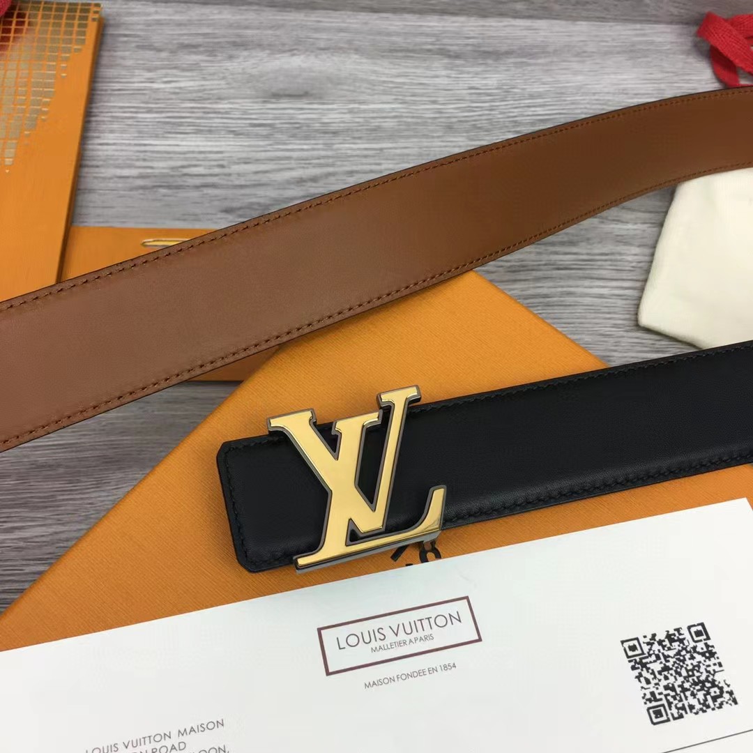 Louis Vuitton Rays 40mm Reversible Belt   M0630U - FashionPlug