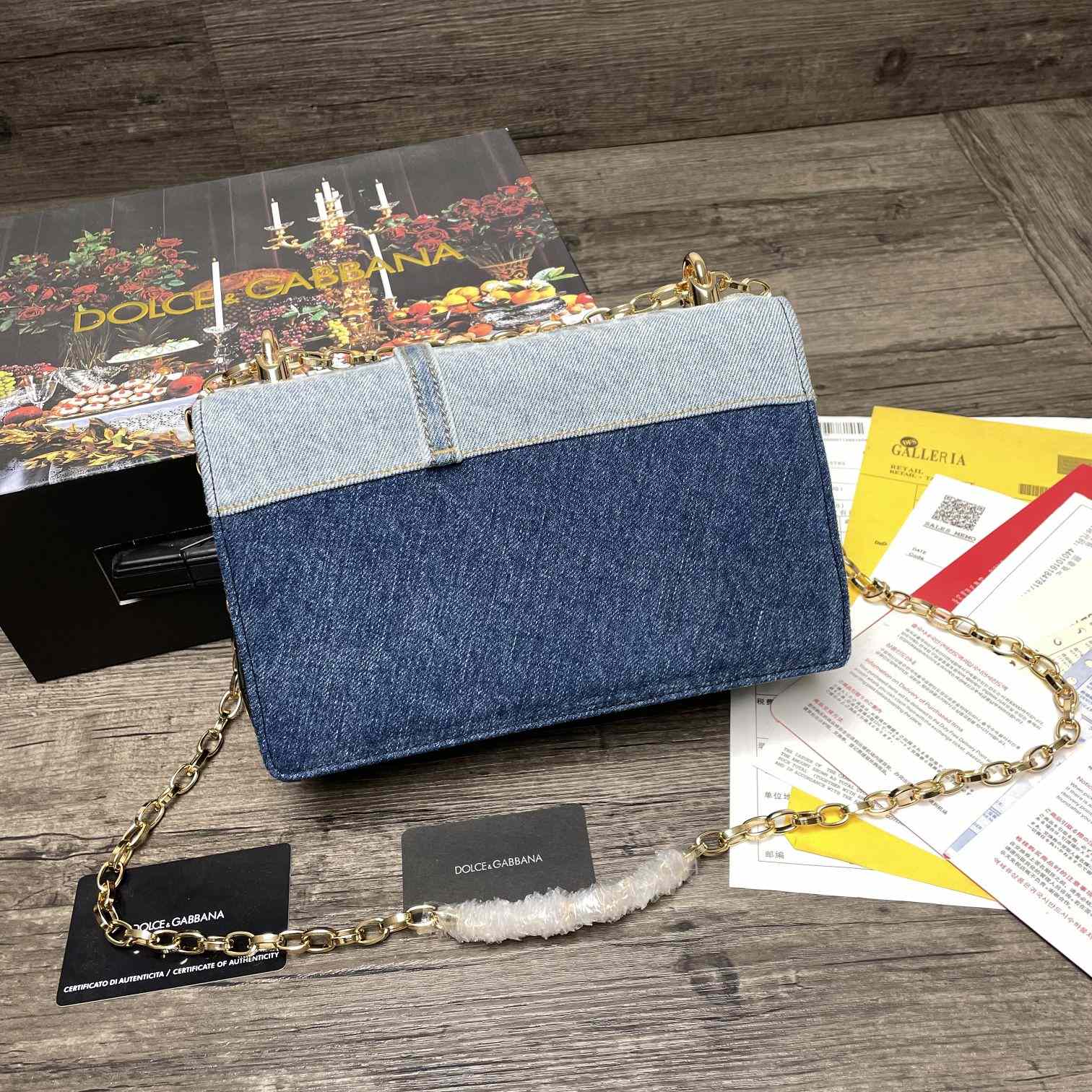 Dolce & Gabbana DG Girls Mini Shoulder Bag(23-17-6.5cm) - FashionPlug