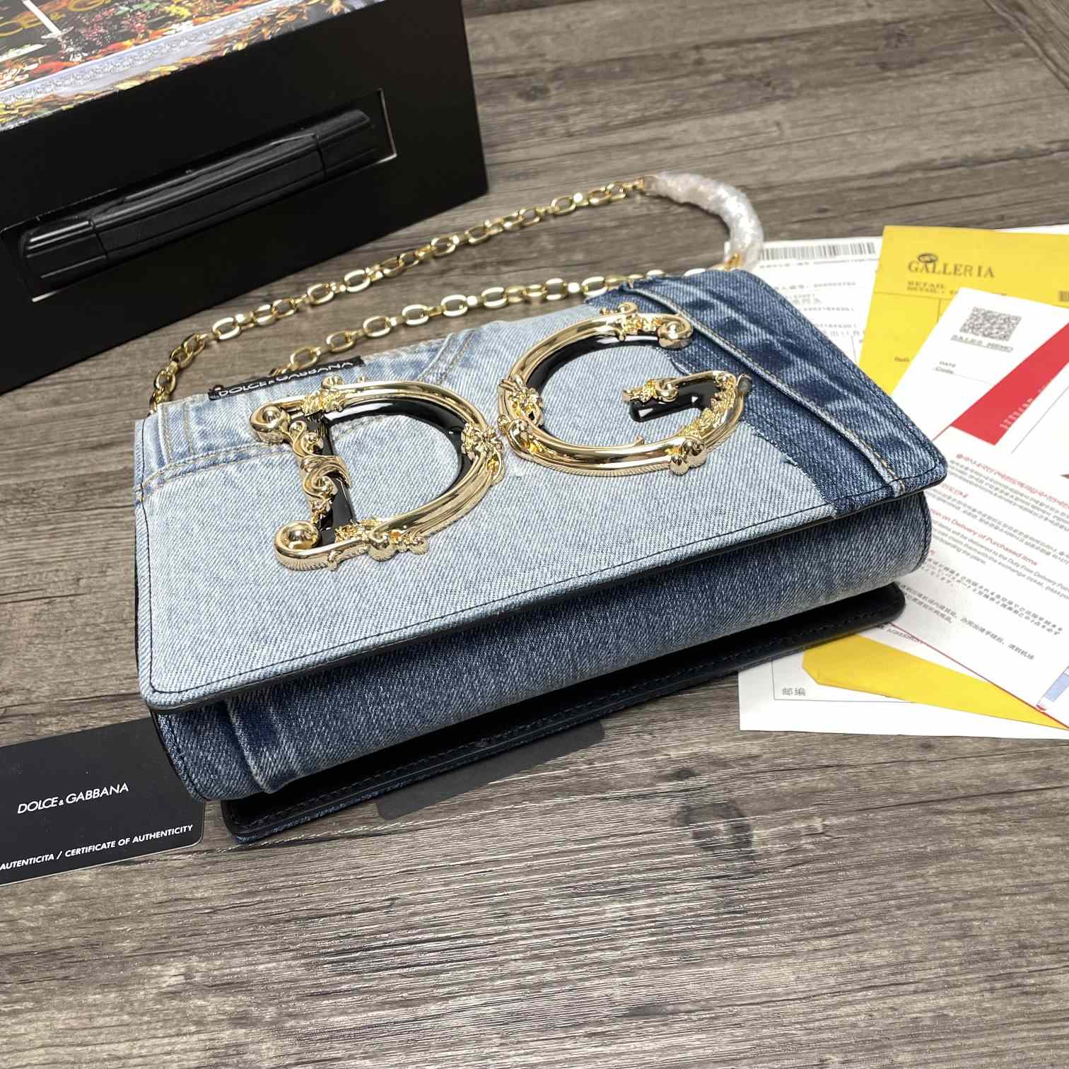 Dolce & Gabbana DG Girls Mini Shoulder Bag(23-17-6.5cm) - FashionPlug