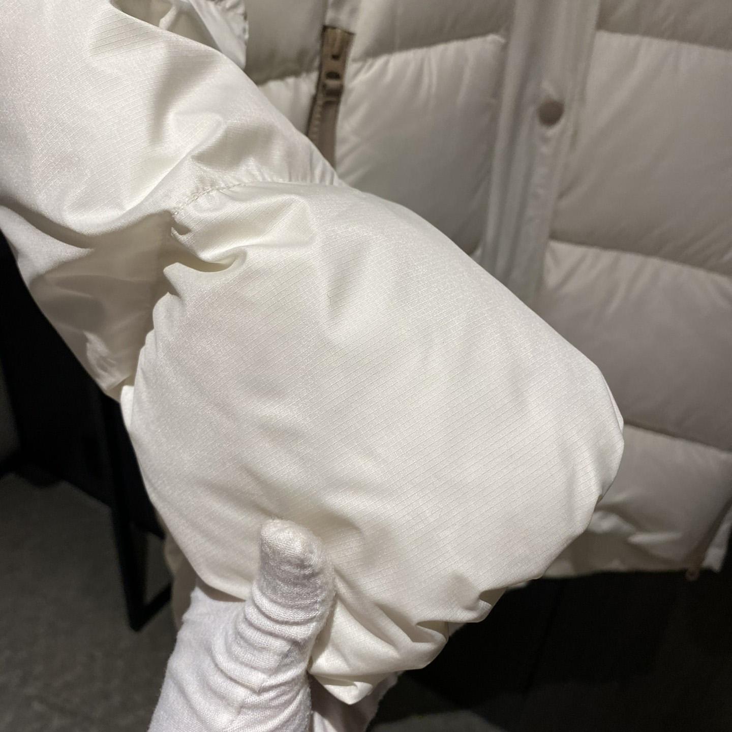The North Face Embroidered-Logo Padded Coat - FashionPlug