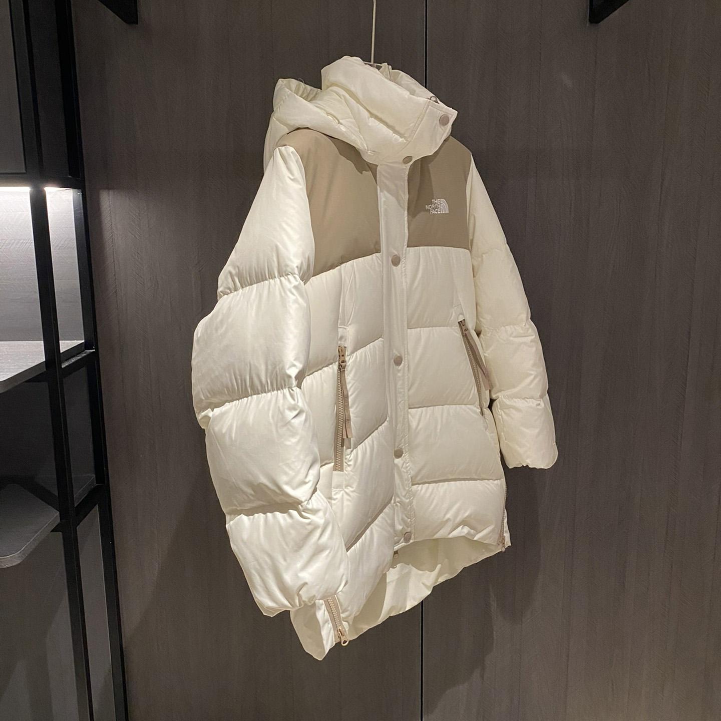 The North Face Embroidered-Logo Padded Coat - FashionPlug