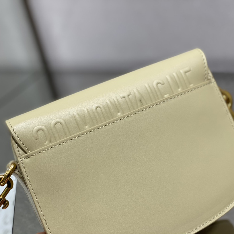 Dior Small Dior Bobby Bag(18-14-5cm) - FashionPlug