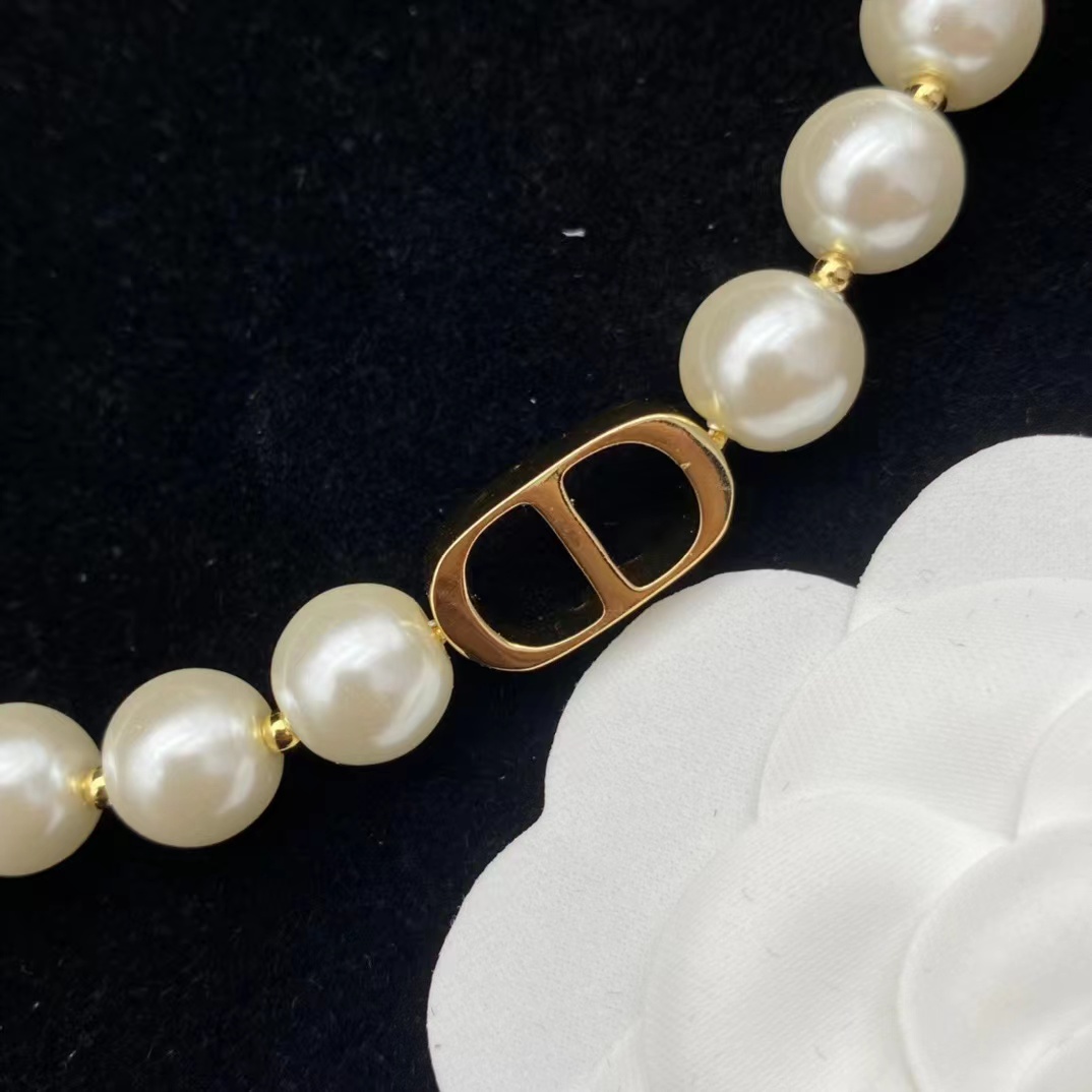 Dior 30 Montaigne Choker  Necklace - FashionPlug