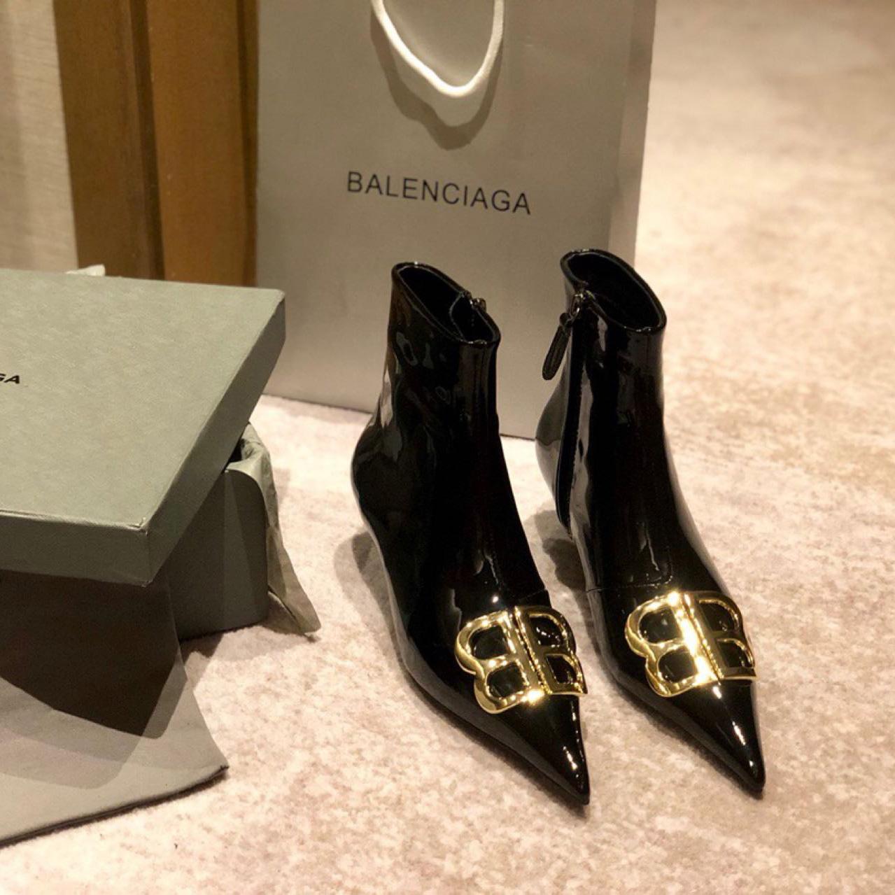 Balenciaga BB Boots - FashionPlug