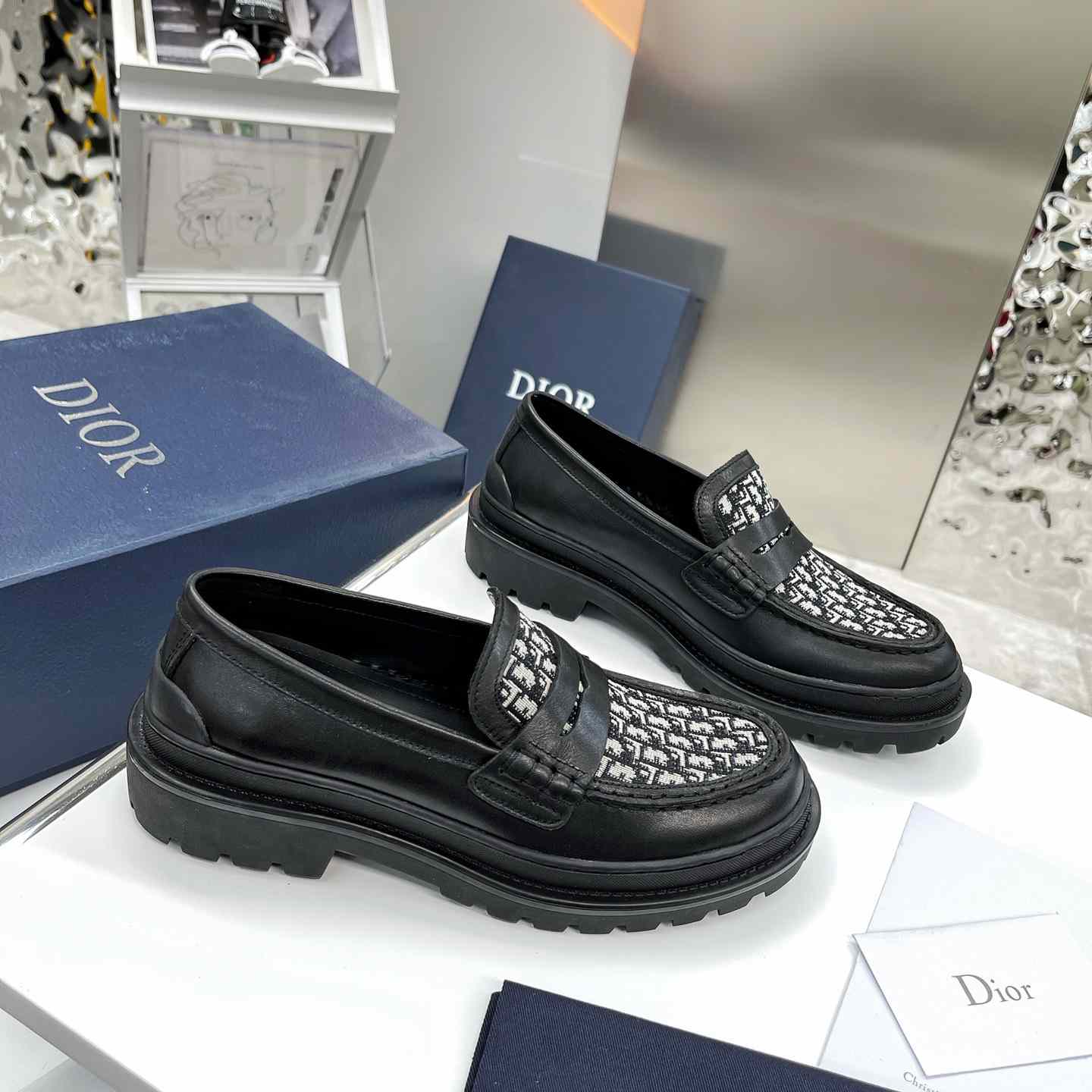 Dior Loafer - FashionPlug