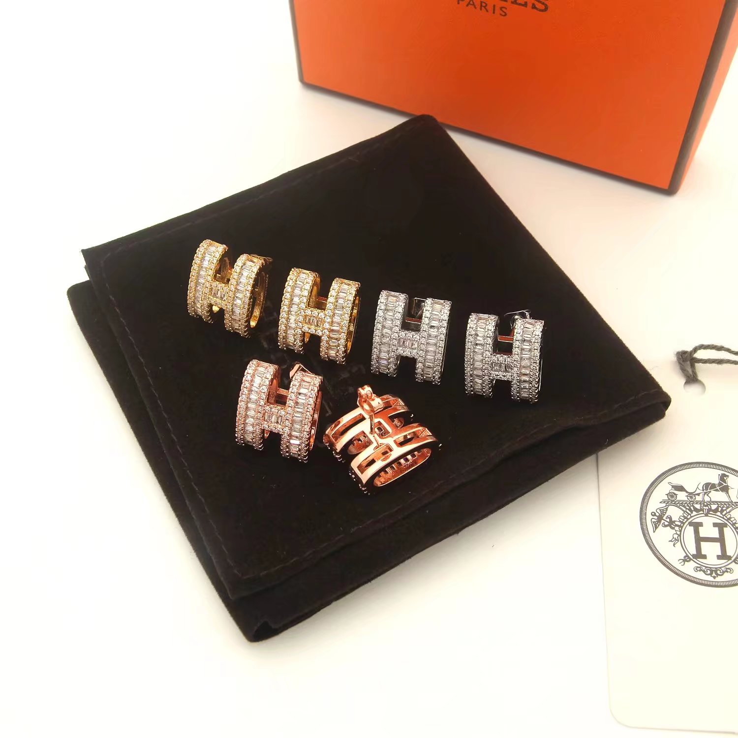 Hermes Earrings - FashionPlug