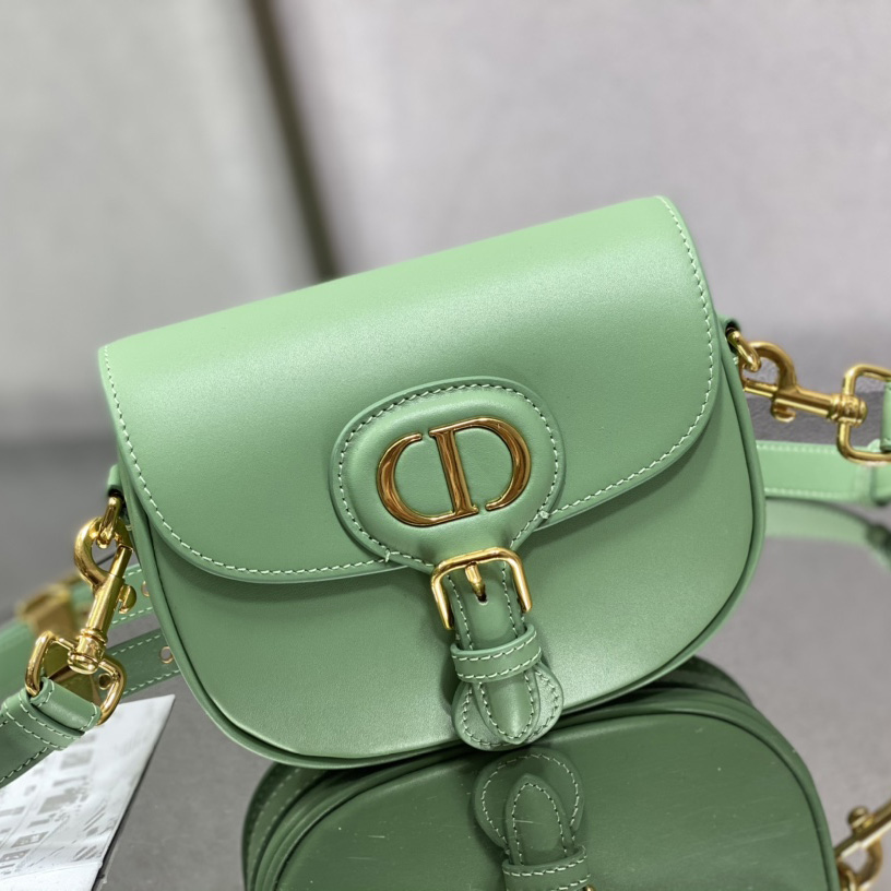 Dior Small Dior Bobby Bag(18-14-5cm) - FashionPlug