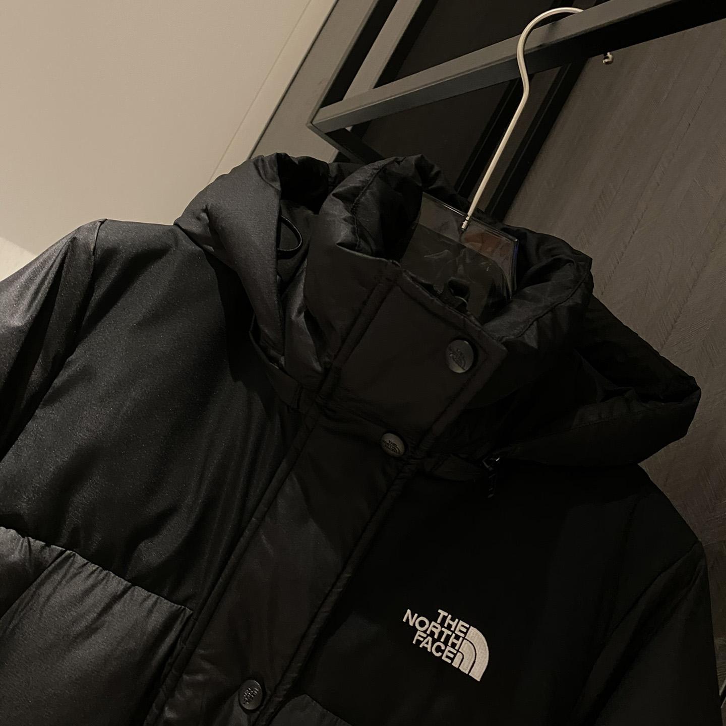 The North Face Embroidered-Logo Padded Coat - FashionPlug