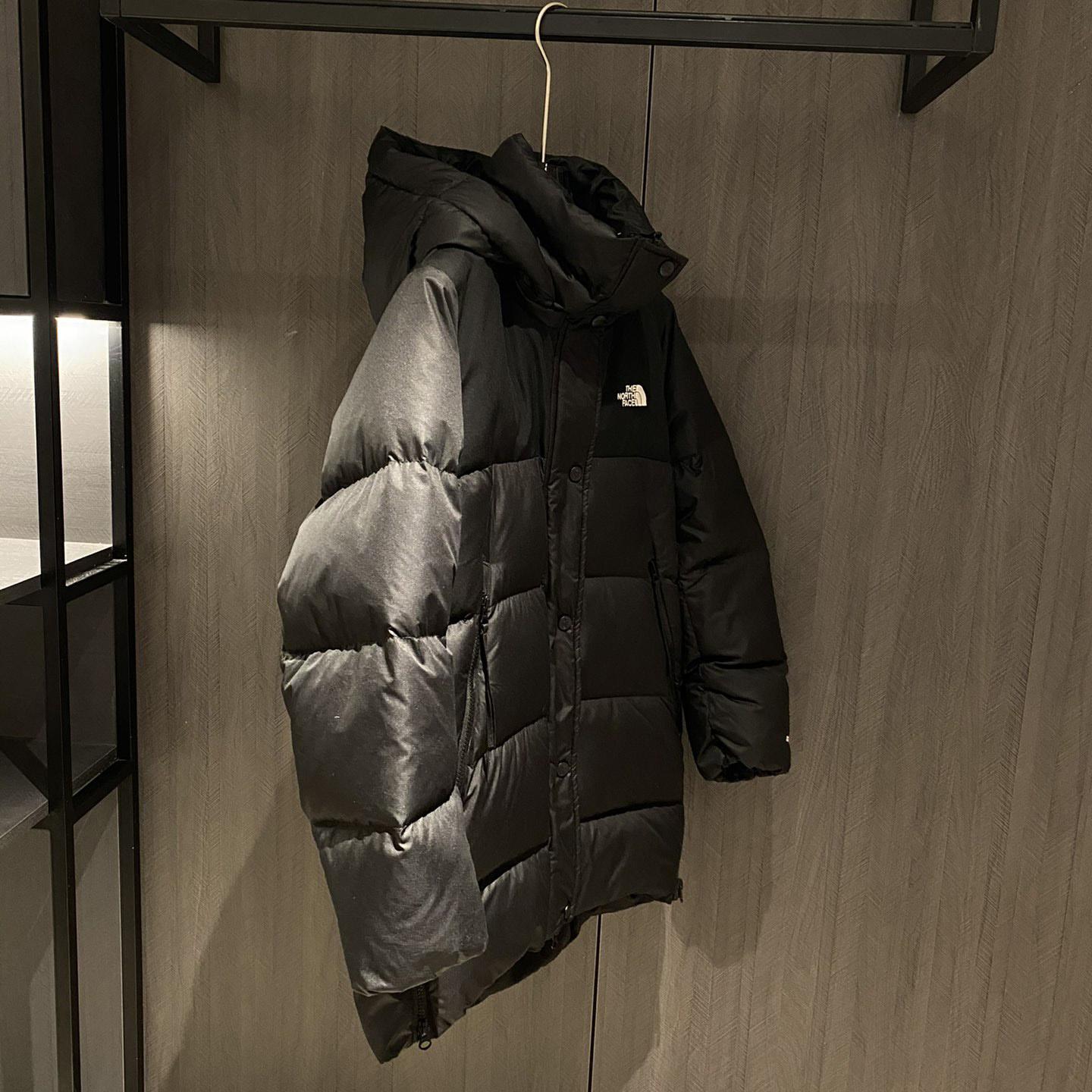 The North Face Embroidered-Logo Padded Coat - FashionPlug