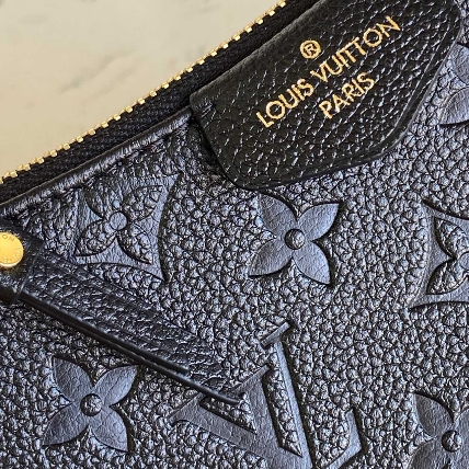 Louis Vuitton Easy Pouch On Strap  (19-11.5-3cm) M80349 - FashionPlug