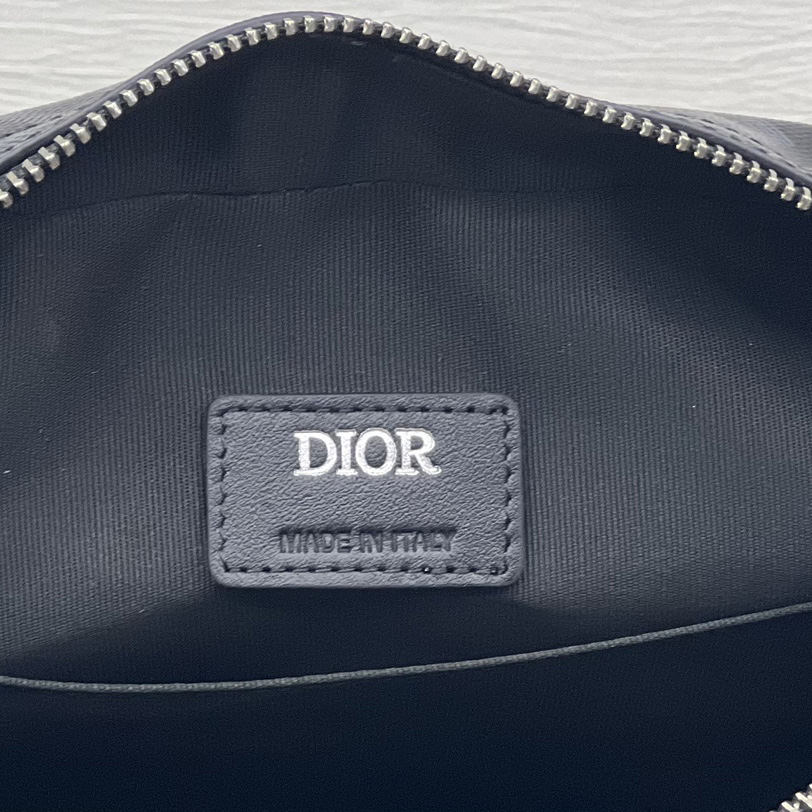 Dior Hit The Road Messenger Bag (26-21-8 cm) - FashionPlug