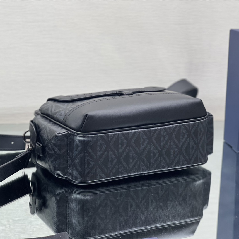 Dior Hit The Road Messenger Bag (26-21-8 cm) - FashionPlug