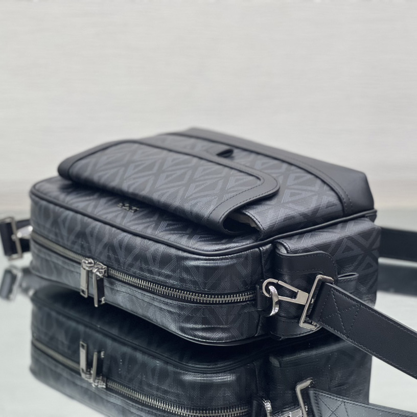 Dior Hit The Road Messenger Bag (26-21-8 cm) - FashionPlug