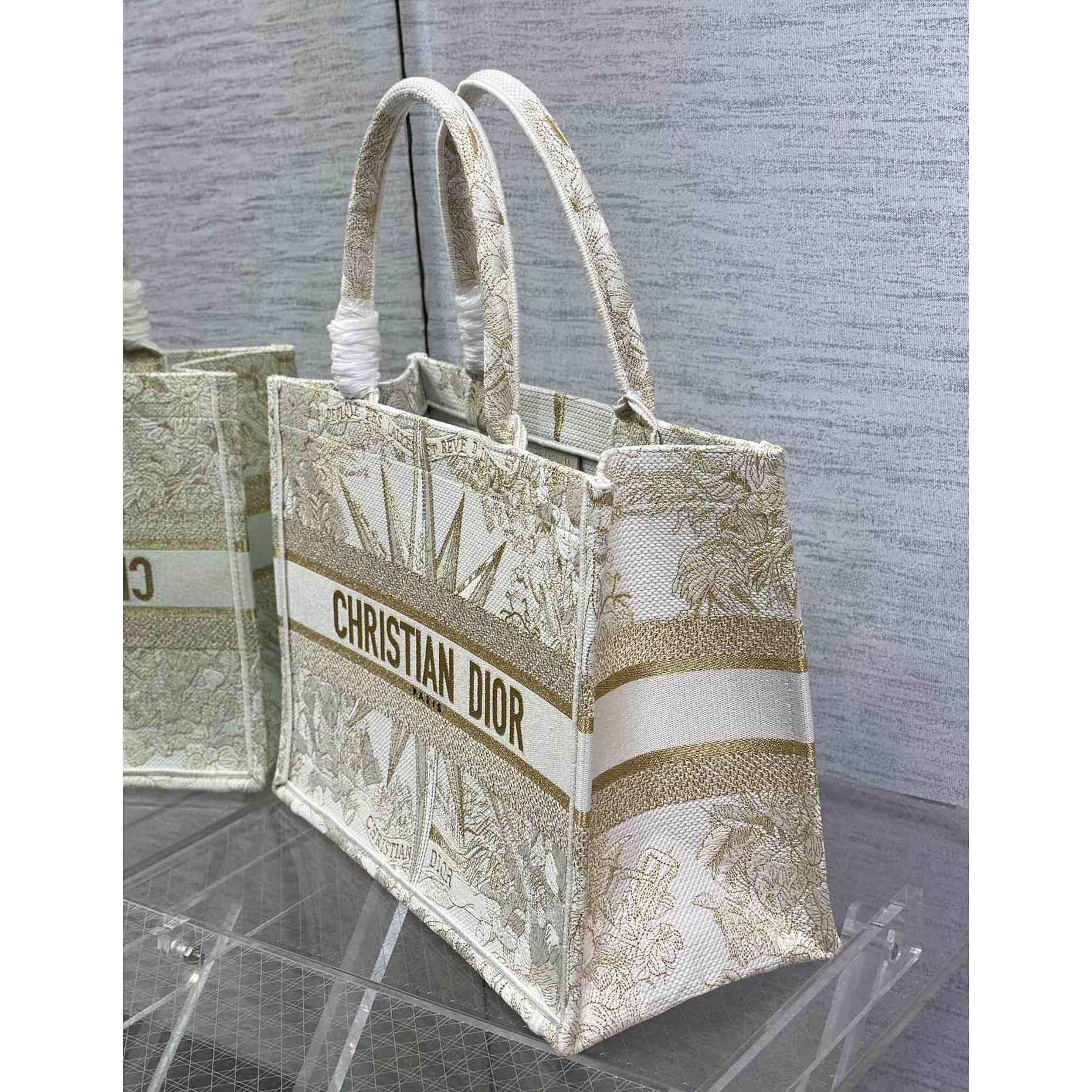 Dior Medium Dior Book Tote(36-18-28cm) - FashionPlug