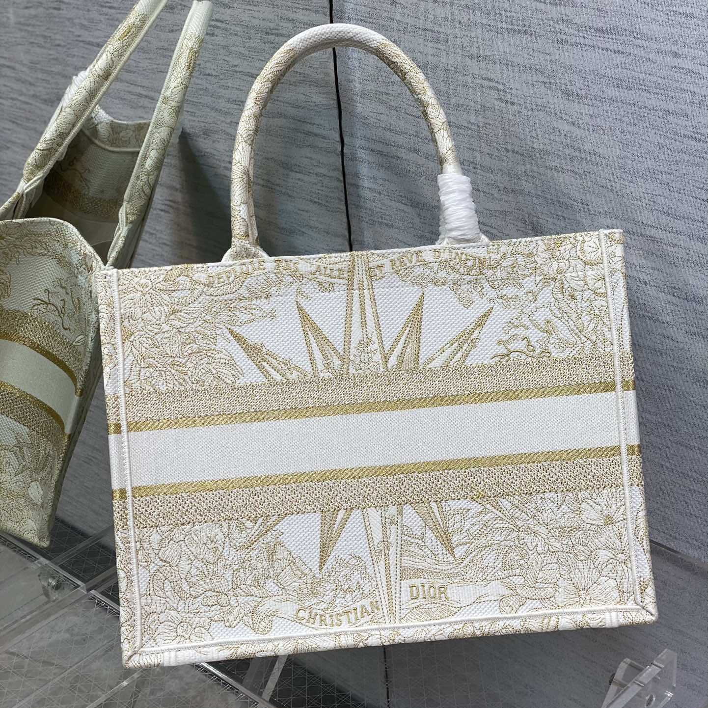 Dior Medium Dior Book Tote(36-18-28cm) - FashionPlug