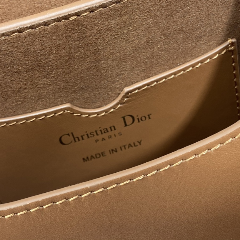 Dior Small Dior Bobby Bag(18-14-5cm) - FashionPlug