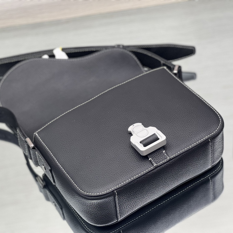 Dior Mini Saddle Bag With Strap(23-18-6 cm) - FashionPlug
