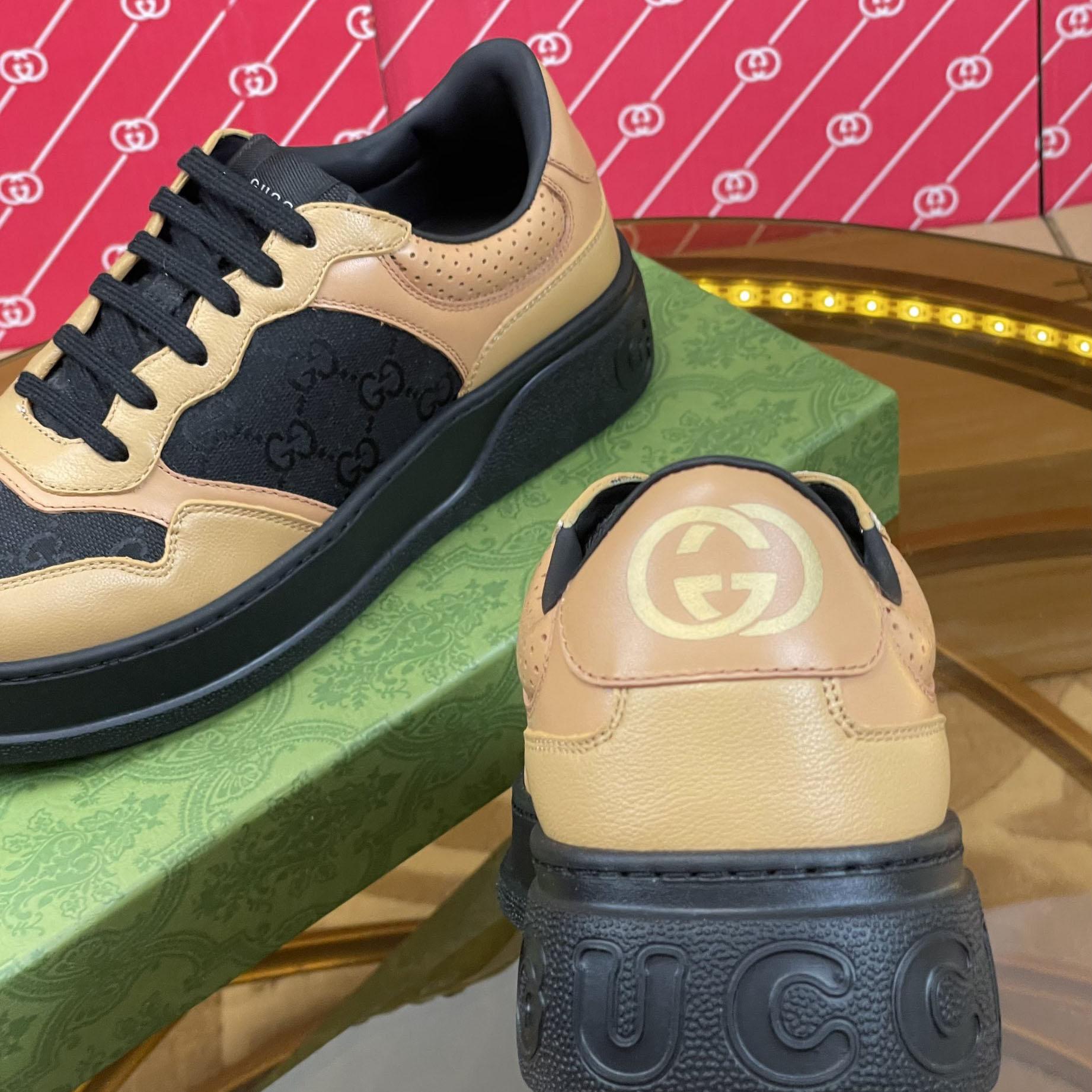 Gucci Women's GG Sneaker - FashionPlug