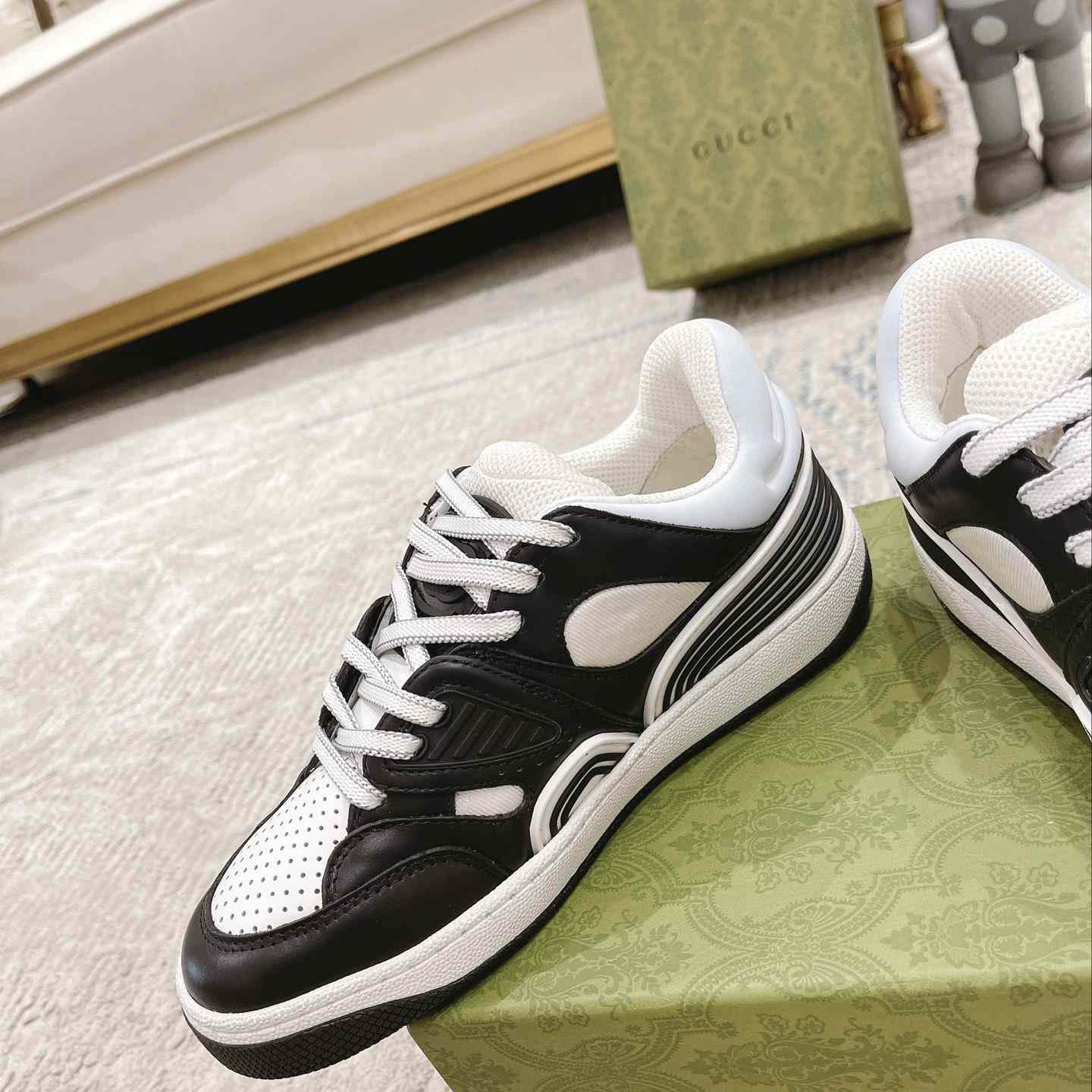 Gucci Basket Sneaker With lnterlocking G  - FashionPlug