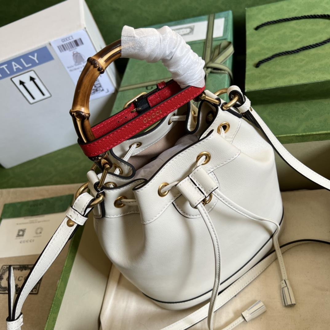 Gucci Diana Small Bucket Bag (23.5-38-10.5cm) - FashionPlug