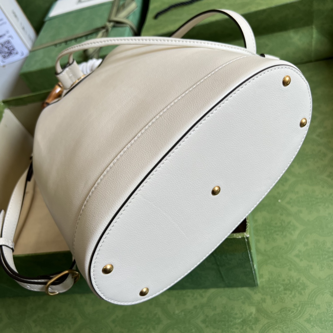Gucci Diana Small Bucket Bag (23.5-38-10.5cm) - FashionPlug