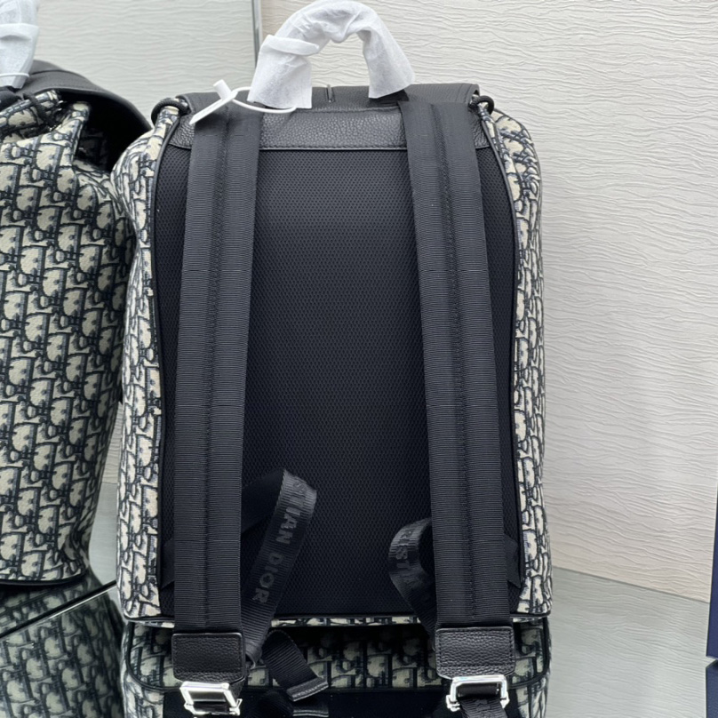 Dior Motion Backpack (31-38-11cm)   - FashionPlug
