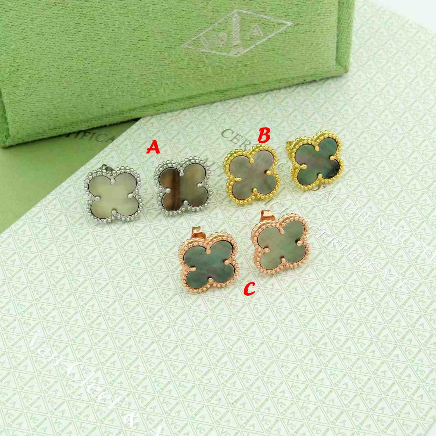 Van Cleef & Arpels Earrings - FashionPlug