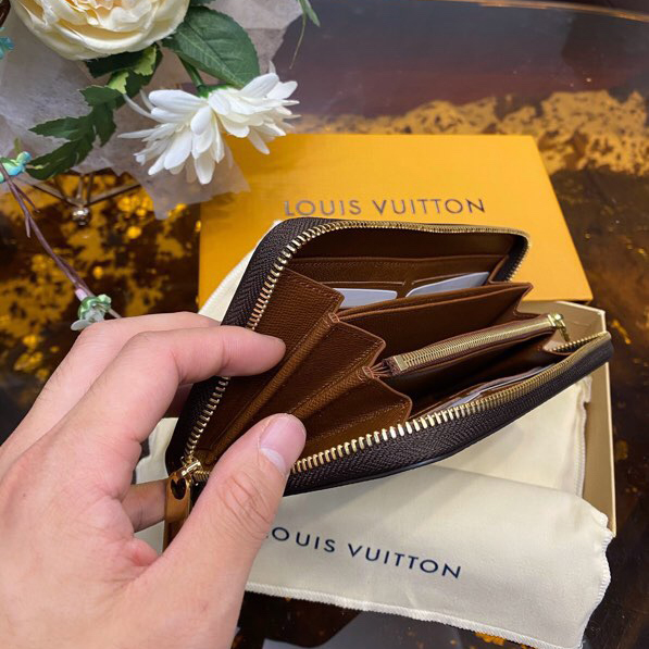 Louis Vuitton Zippy Wallet Fuchsia Monogram(19-10-1cm)  M60017 - FashionPlug