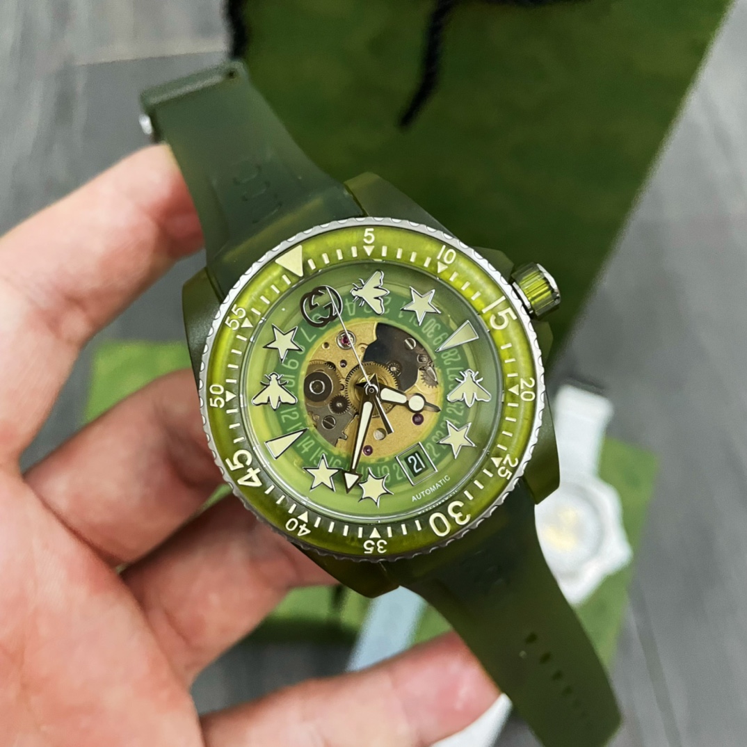 Gucci Dive Watch, 40mm - FashionPlug