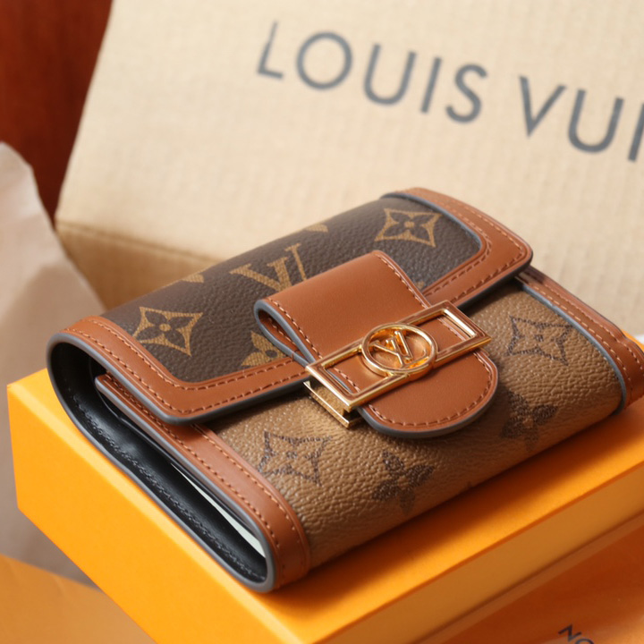 Louis Vuitton Dauphine Compact Wallet (12-9.5-3.5cm)   M68725 - FashionPlug