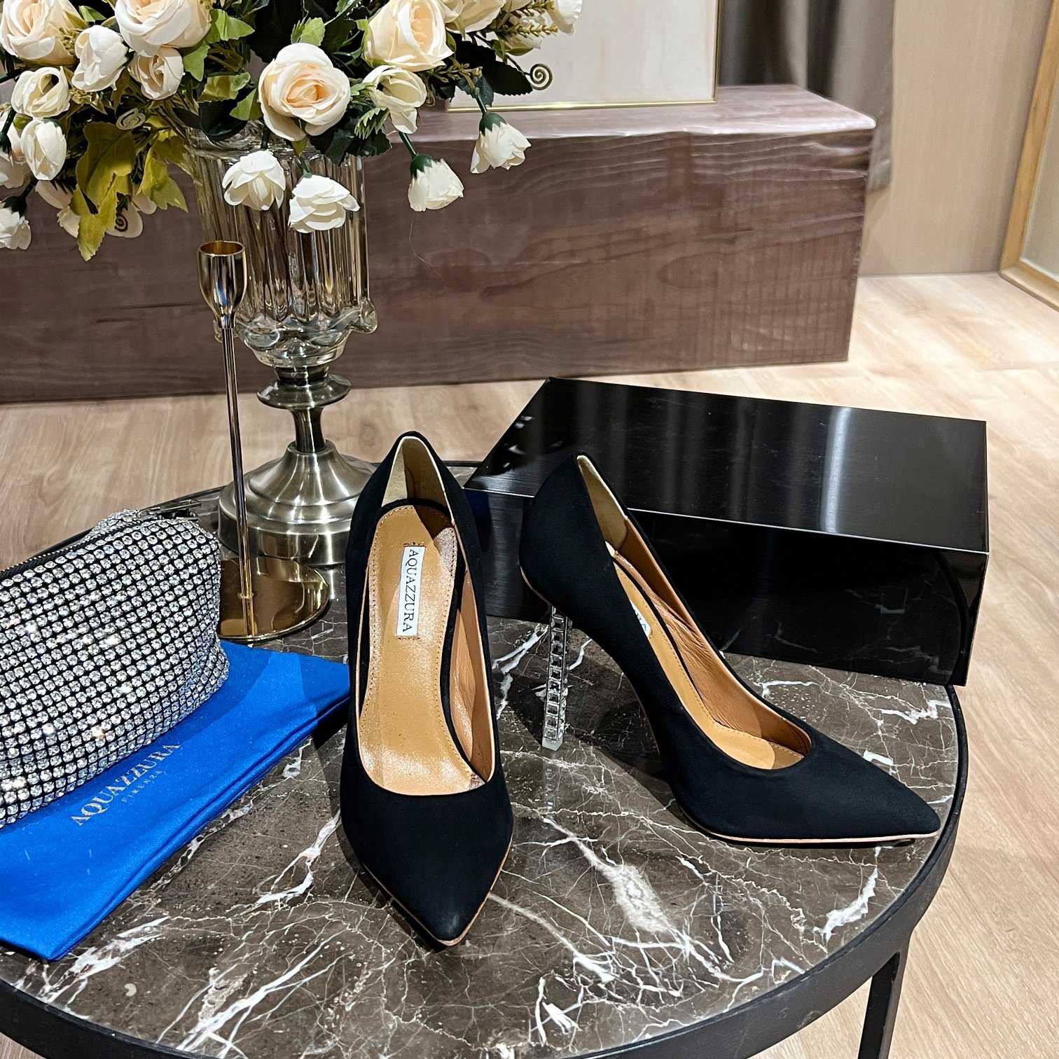 Aquazzura Pump  - FashionPlug