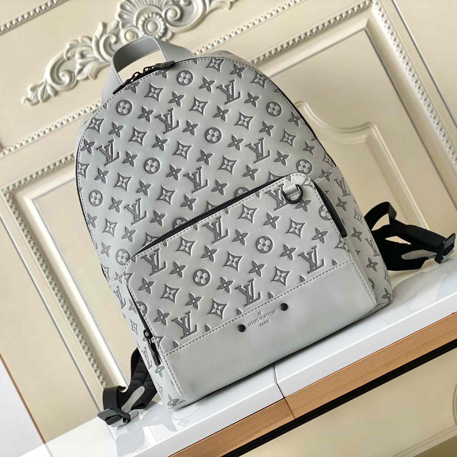 Louis Vuitton Backpack (33-41-18cm)  M46105 - FashionPlug
