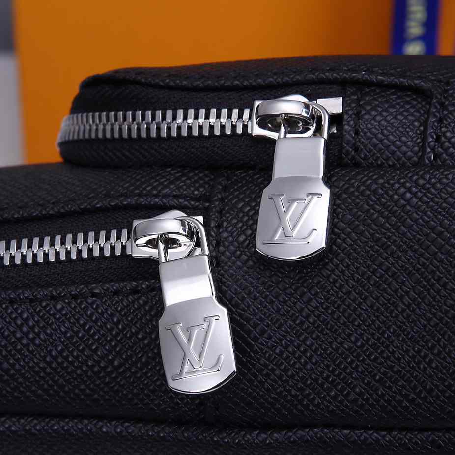 Louis Vuitton Avenue Sling Bag(20-31-10cm)   M30443 - FashionPlug