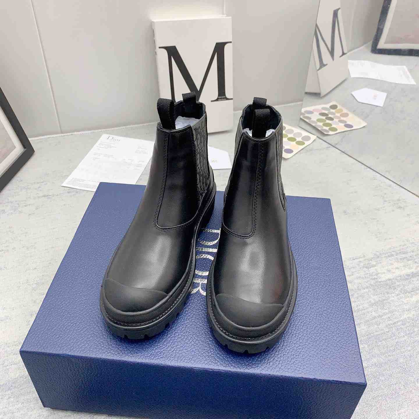 Dior Explorer Chelsea Boot - FashionPlug