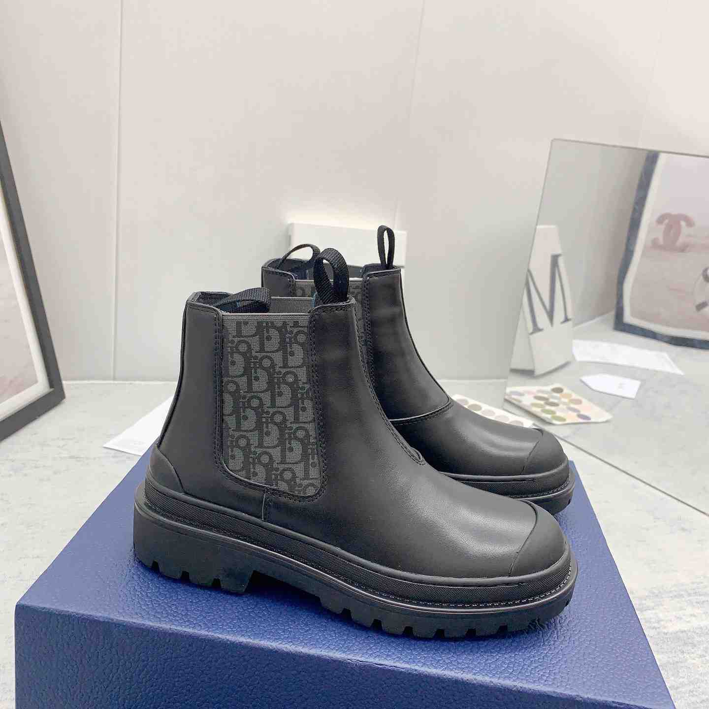 Dior Explorer Chelsea Boot - FashionPlug