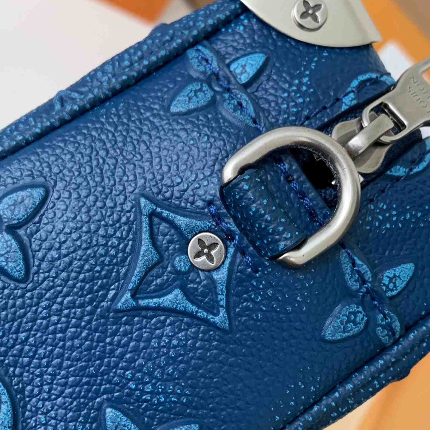 Louis Vuitton Mini Soft Trunk(18.5-13-8CM)  M21368 - FashionPlug