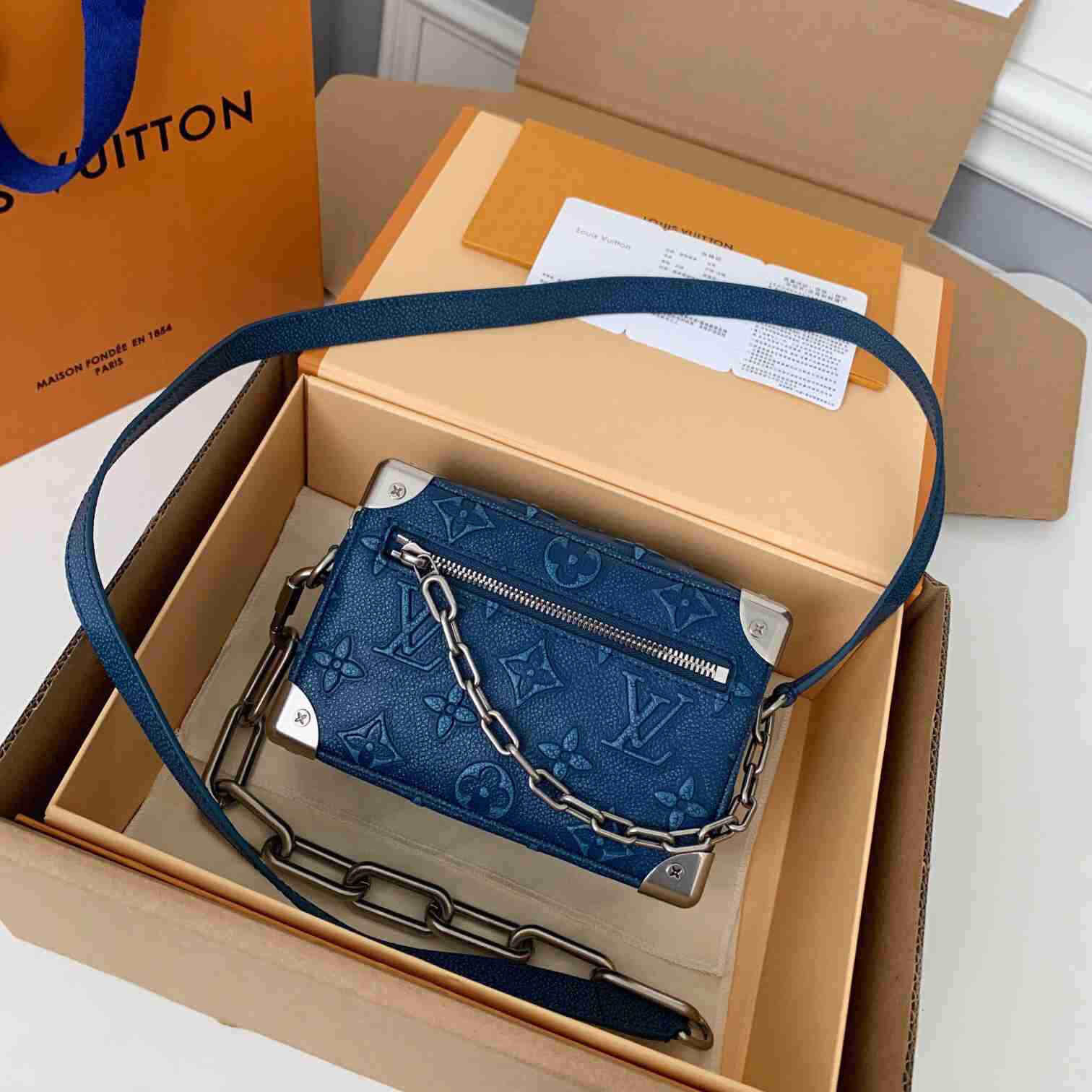 Louis Vuitton Mini Soft Trunk(18.5-13-8CM)  M21368 - FashionPlug