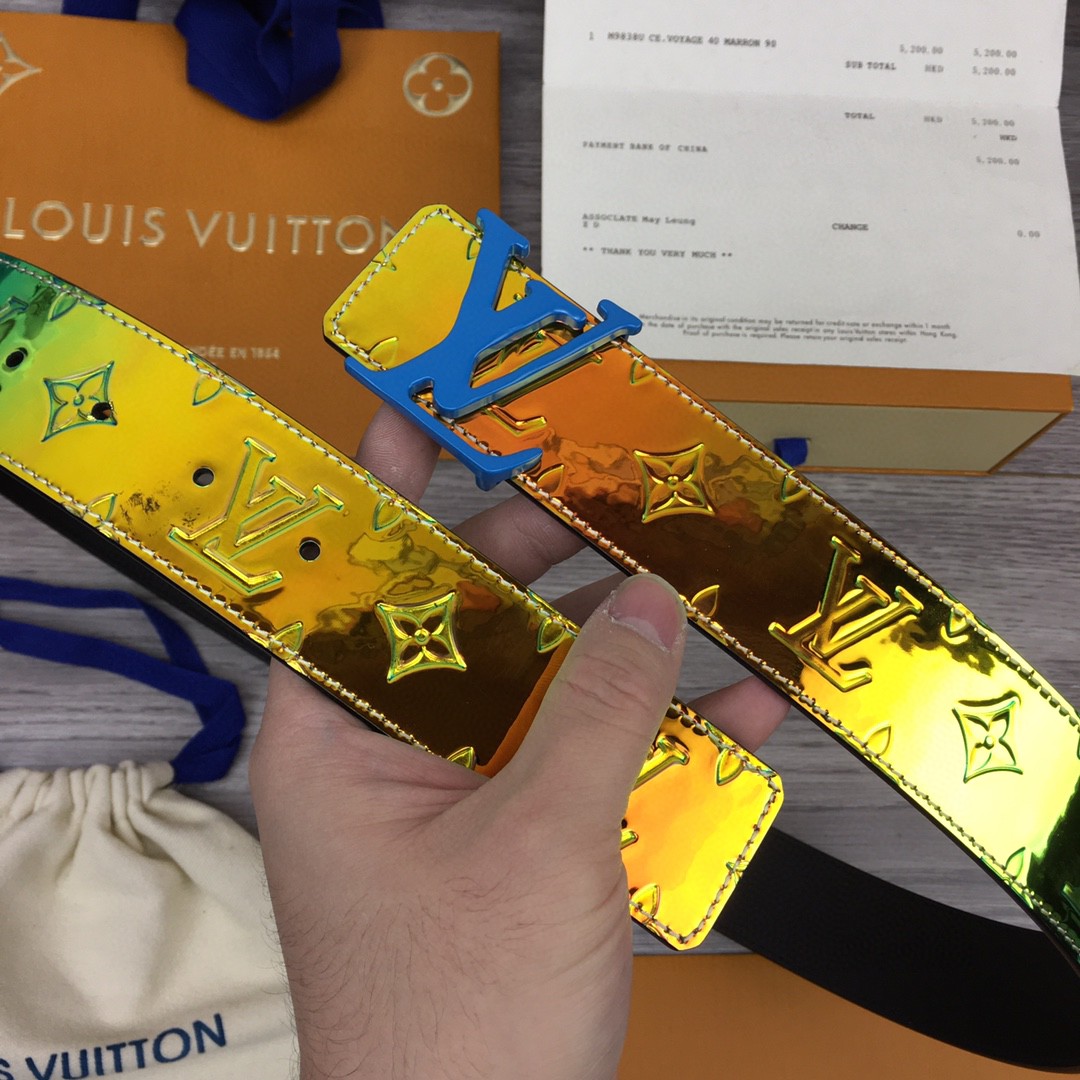 Louis Vuitton 40MM Reversible Belt - FashionPlug