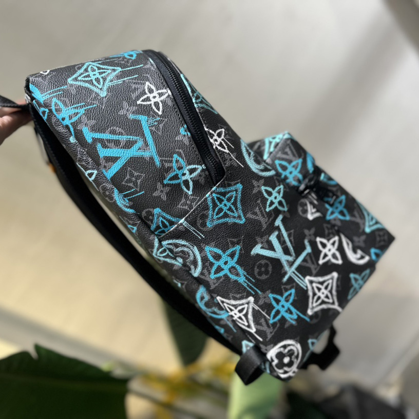 Louis Vuitton Discovery Backpack(30-40-20cm)  M21395 - FashionPlug