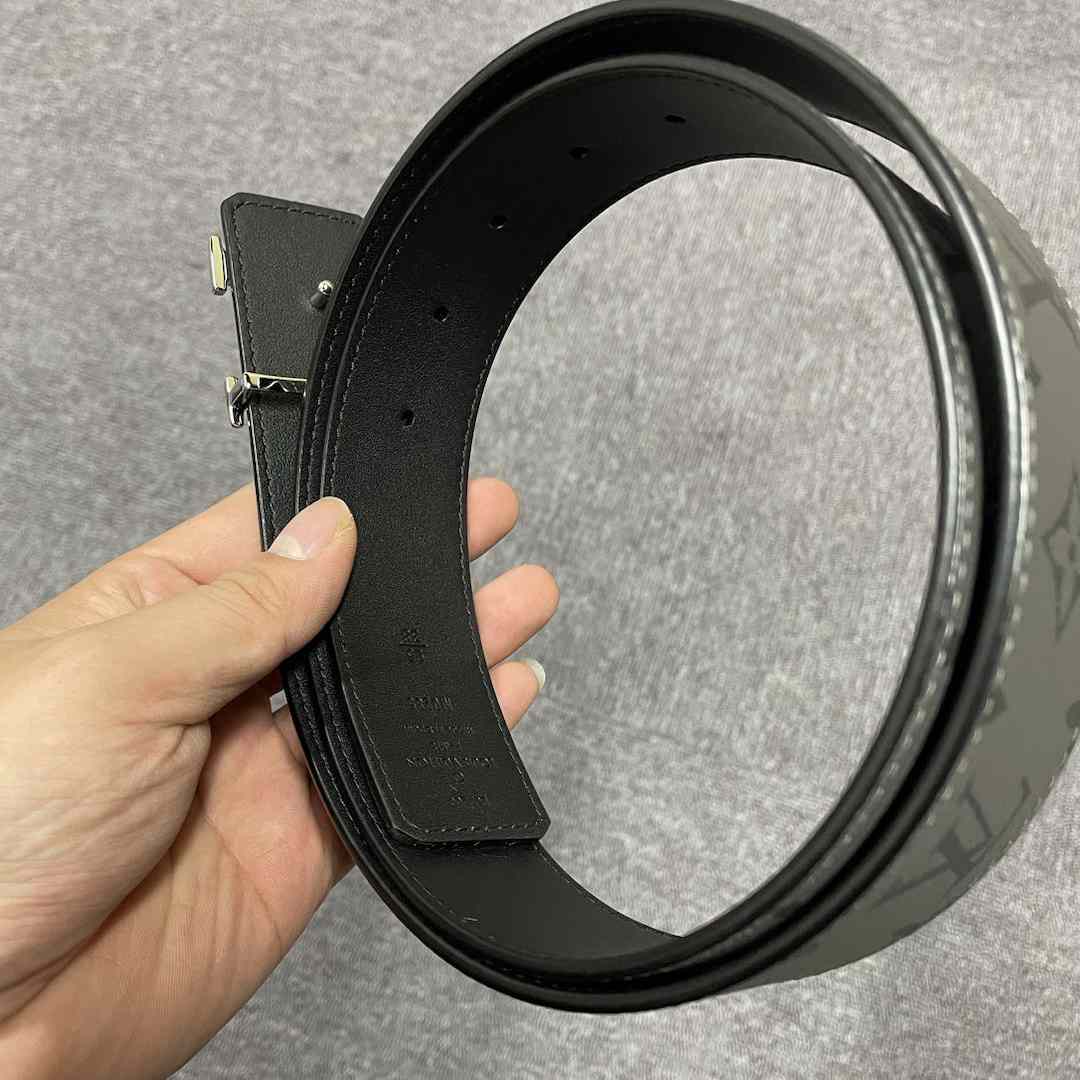 Louis Vuitton Reversible Belt - FashionPlug