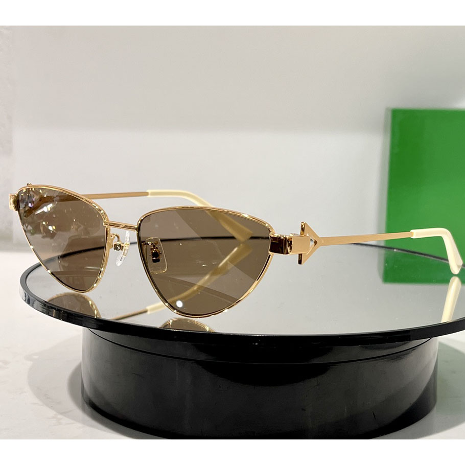 Bottega Veneta Turn Cat-Eye Sunglasses    BV1186S - FashionPlug