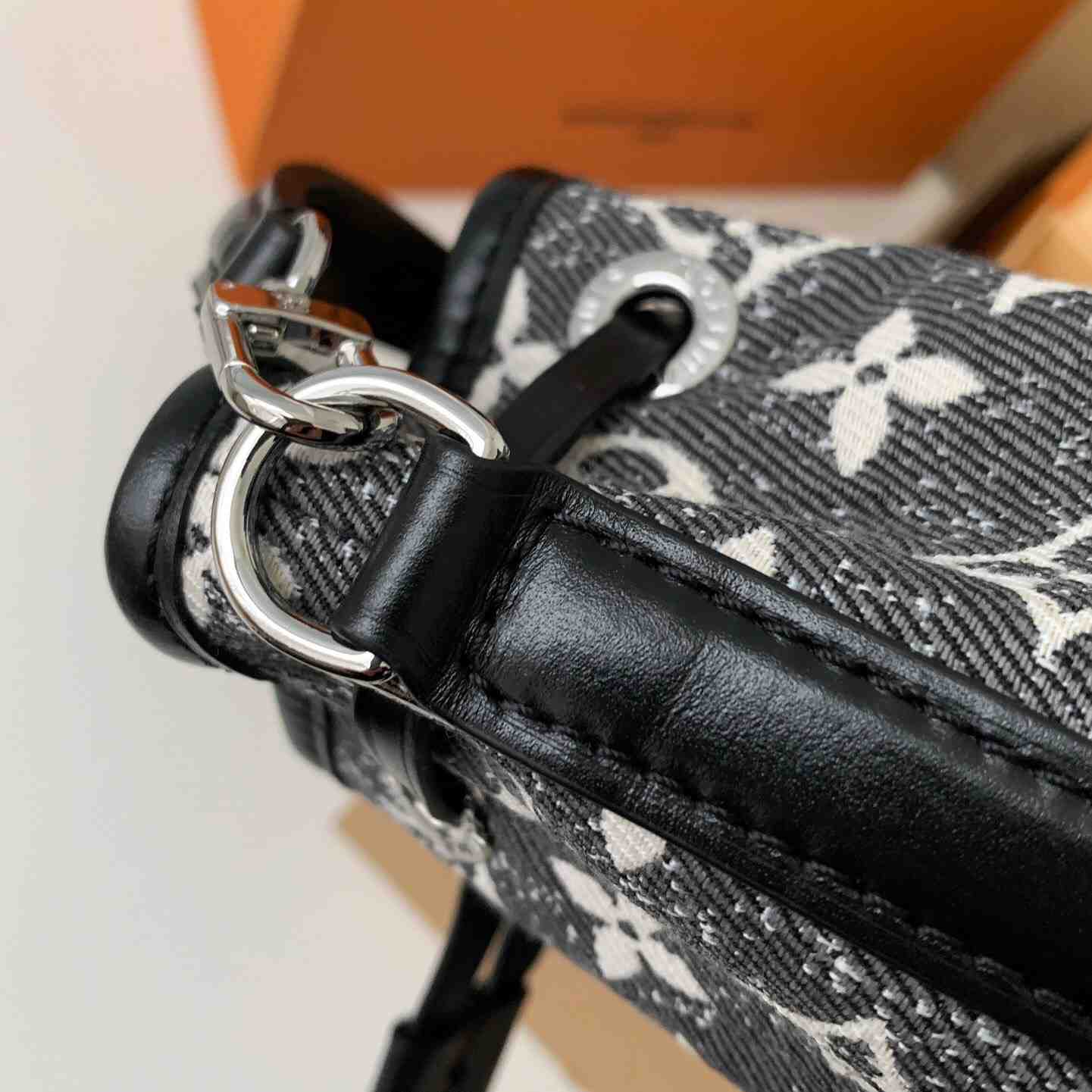 Louis Vuitton Nano Noe(13-16-10m) - FashionPlug