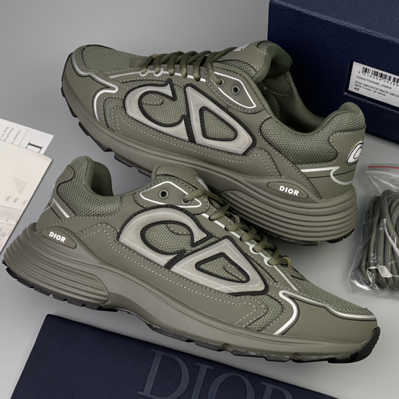 Dior B30 Sneaker  - FashionPlug