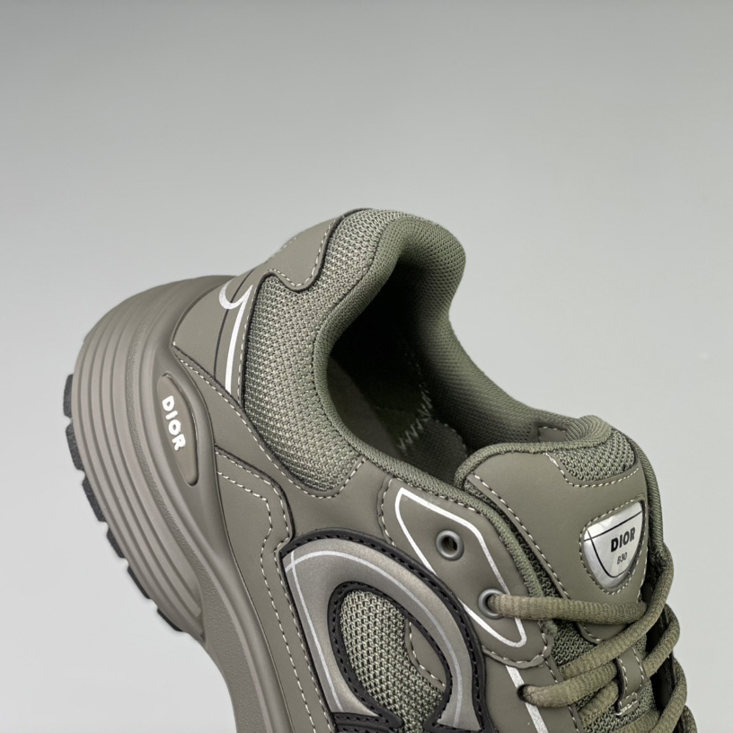 Dior B30 Sneaker  - FashionPlug