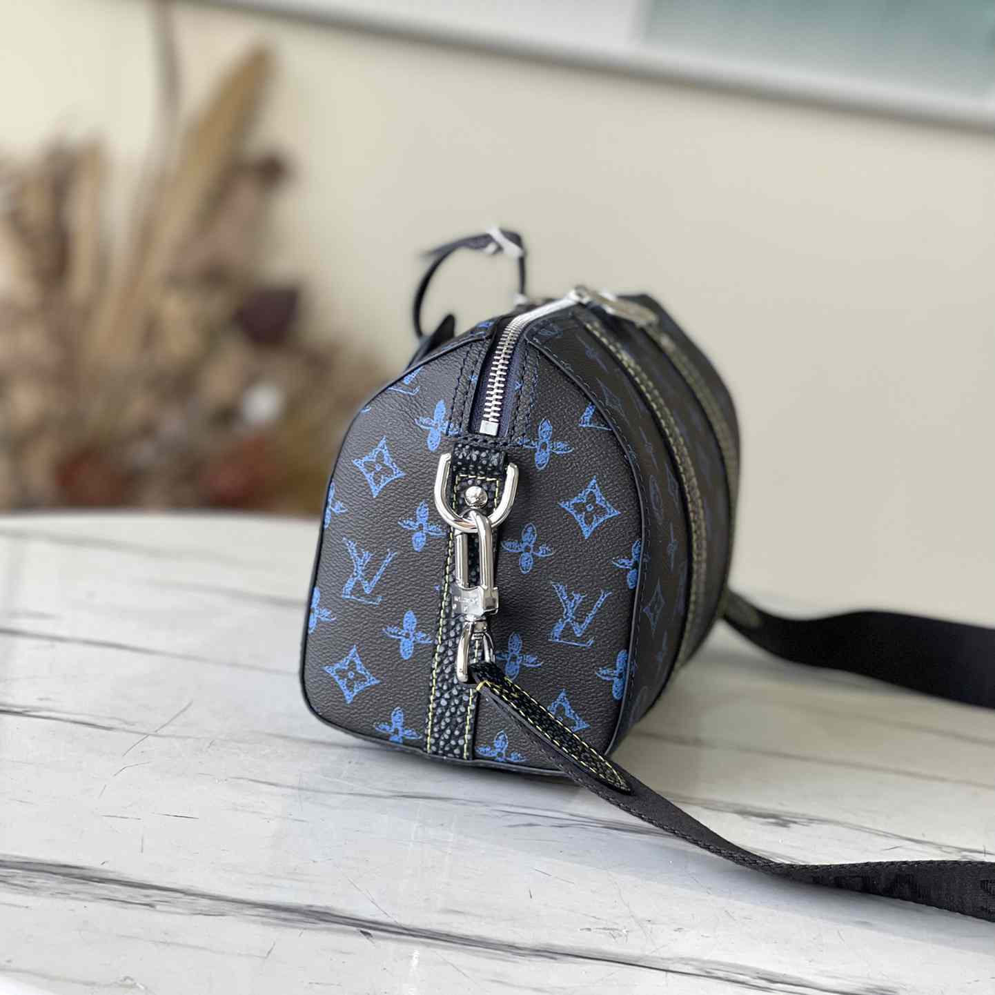 Louis Vuitton City Keepall(27-17-13cm)   M46339 - FashionPlug