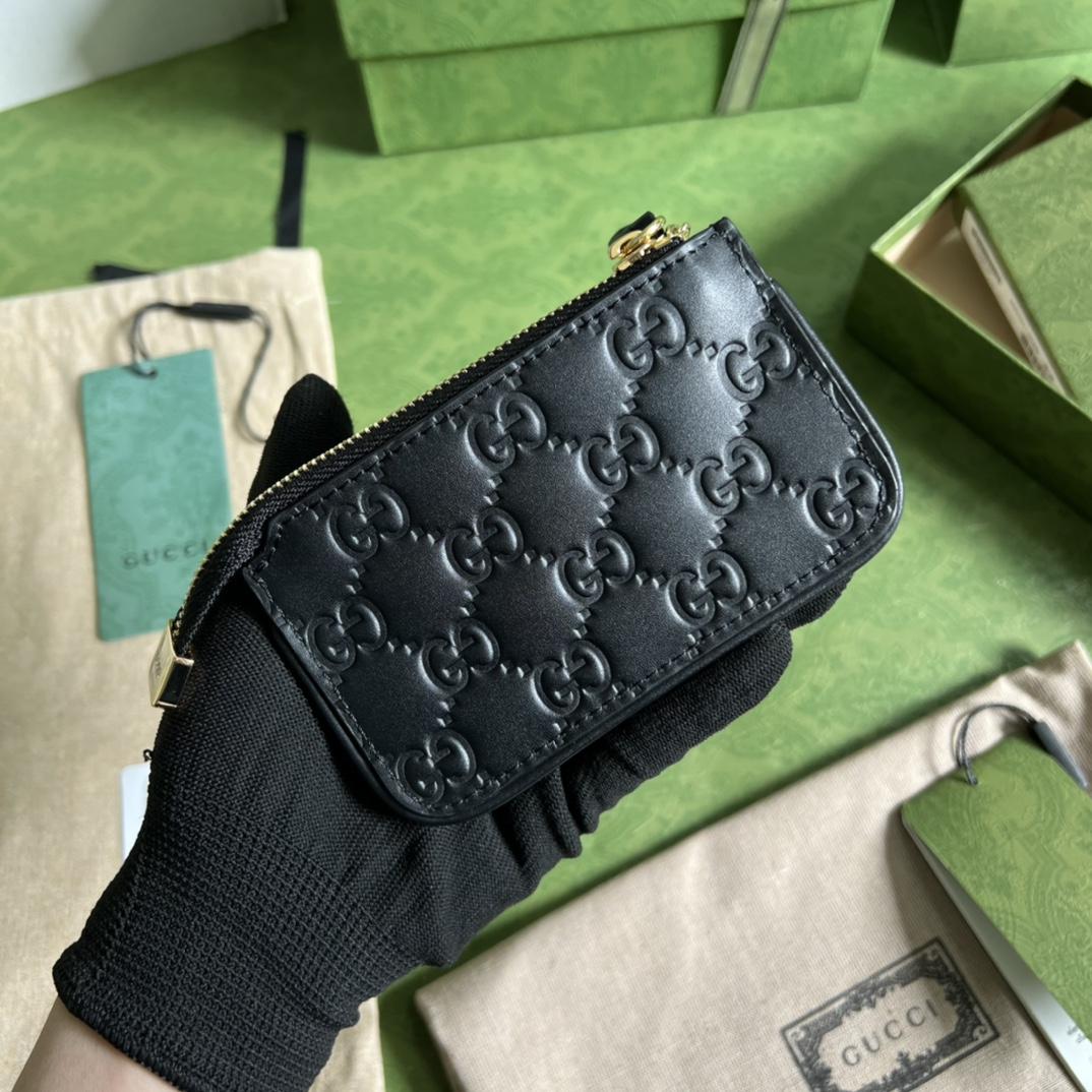 Gucci Signature Key Case(12-7.5-1.5cm) - FashionPlug