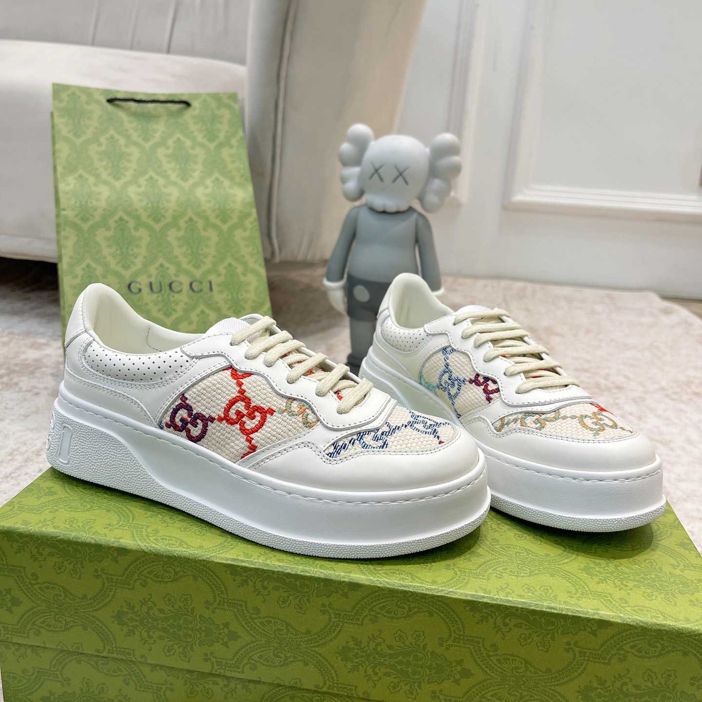 Gucci Chunky B Sneaker - FashionPlug