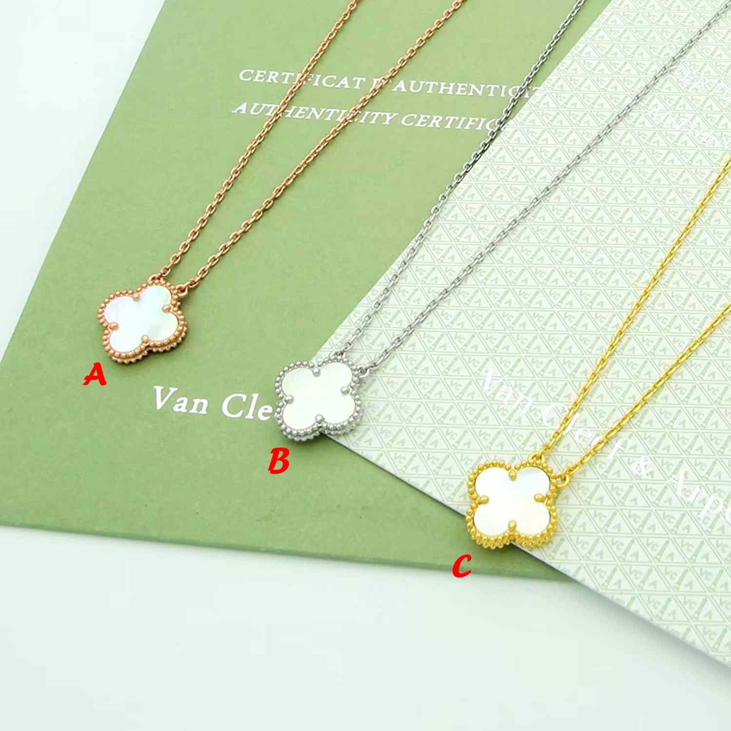 Van Cleef & Arpels Necklace - FashionPlug